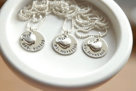 personalized teacher name necklace